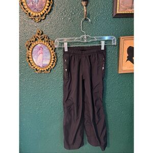 REI KIDS BLACK SNOW RAIN PANTS SIZE SMALL 6/7